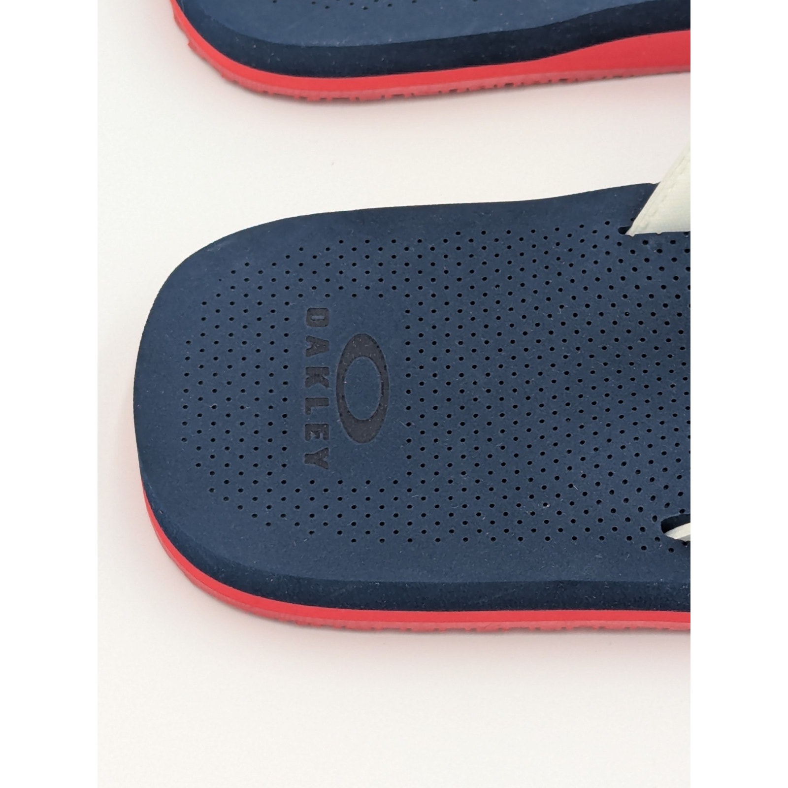 Oakley Mens Size 8 Burke Flip Flops Sandals Red White Blue Usa Patriotic July 4 — image 4 of 7